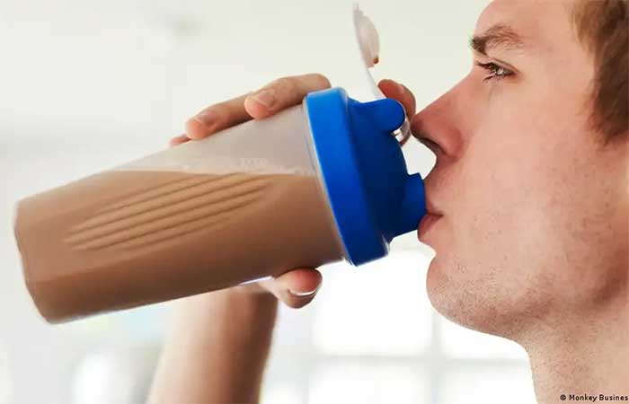 Os perigos do excesso de proteína para os adolescentes